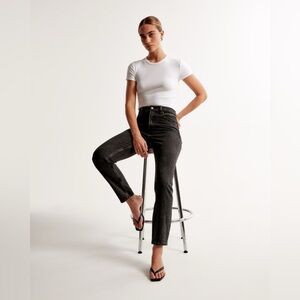 Abercrombie & Fitch The Mom Jean in Black